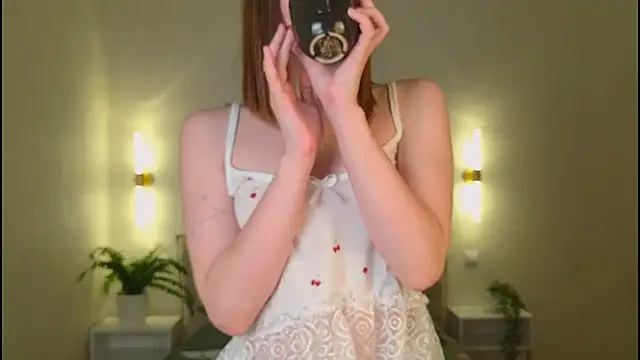 Snapshot of MellyAlfaay chatting on 02.24.26 MellyAlfaay online show from 02.24.26