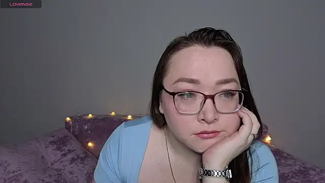 Snapshot of Daina_waga chatting on 02.18.26 Daina waga online show from 02.18.26