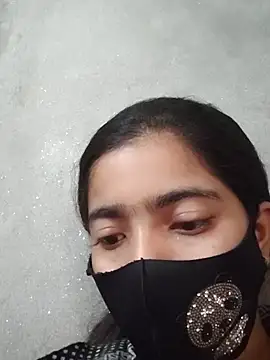 Snapshot of tanisha-me chatting on 02.17.26 tanisha-me online show from 02.17.26