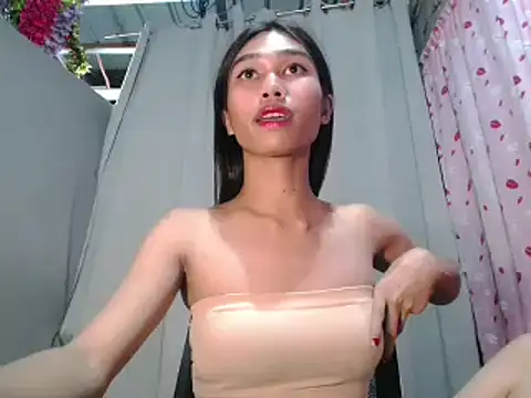 Snapshot of katrina_bigcock69 chatting on 05.19.26 katrina bigcock69 online show from 05.19.26