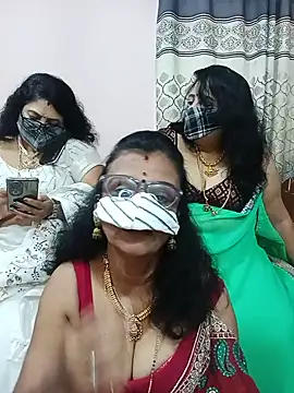 Snapshot of Kannadasexywifes chatting on 07.11.26 Kannadasexywifes online show from 07.11.26