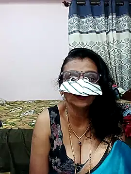 Snapshot of Kannadasexywifes chatting on 07.19.26 Kannadasexywifes online show from 07.19.26