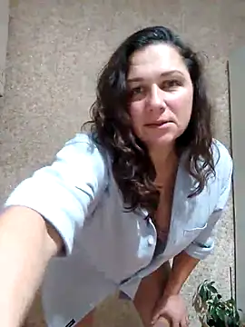 Snapshot of Susan8421 chatting on 02.28.26 Susan8421 online show from 02.28.26