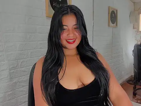 Snapshot of Iris_Laus chatting on 02.24.26 Iris Laus online show from 02.24.26