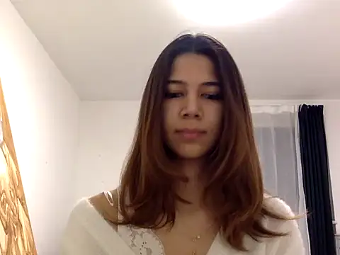 KiraVixenSweet online show from 02.15.26