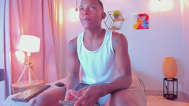 Snapshot of hanssmitt chatting on 02.24.26 hanssmitt online show from 02.24.26