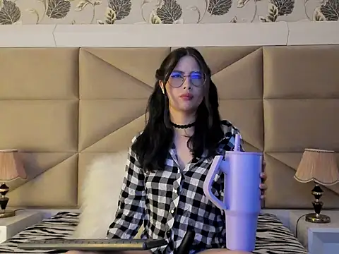 LilyClarck online show from 03.05.26