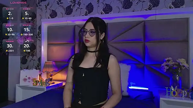 LilyClarck online show from 04.06.26