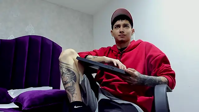 Snapshot of JoshBeech chatting on 02.25.26 JoshBeech online show from 02.25.26