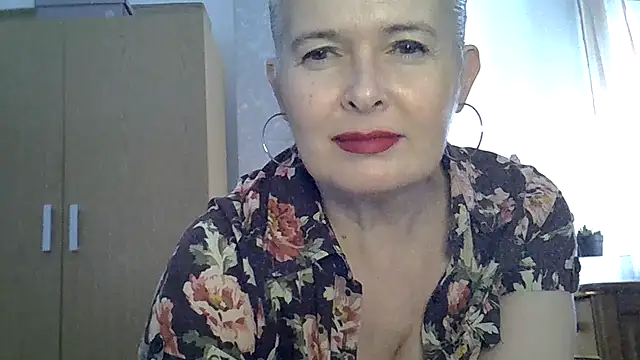 Laura-Parker online show from 04.18.26