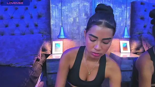 ninareyes online show from 02.16.26