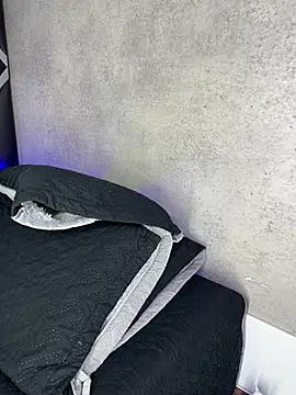 Snapshot of Lucian-greyy chatting on 02.26.26 Lucian-greyy online show from 02.26.26