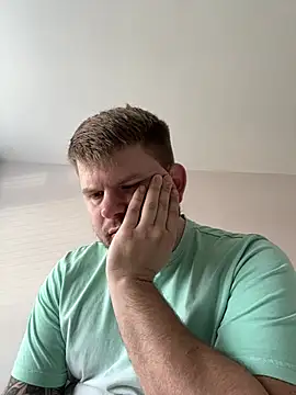 bigRobbie2026 online show from 02.14.26