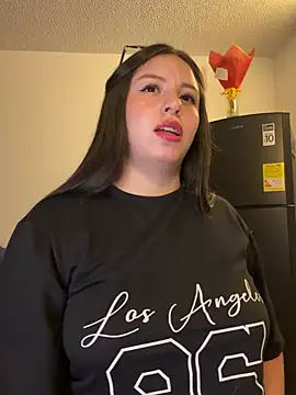 Sofi Collinss online show from 04.08.26