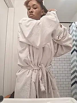 Cinnamonbunn online show from 02.20.26