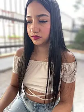 Daniela Pink online show from 03.21.26