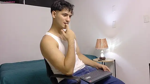 Snapshot of Kael_Switch chatting on 02.24.26 Kael Switch online show from 02.24.26