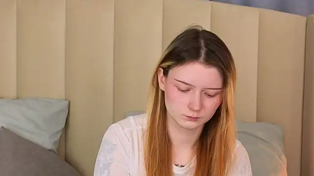 Snapshot of AlyssFrost chatting on 07.08.26 AlyssFrost online show from 07.08.26