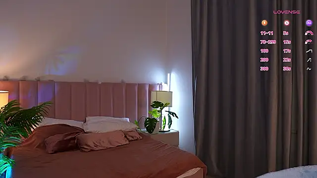 Lina Loon online show from 03.16.26