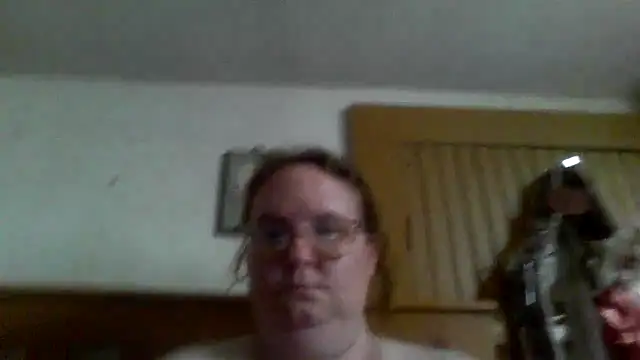 naughty queen1 online show from 04.23.26