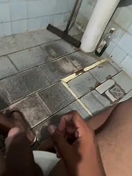 Snapshot of allysoon chatting on 03.04.26 allysoon online show from 03.04.26