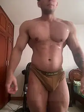 Snapshot of Valentinacouple chatting on 06.10.26 Valentinacouple online show from 06.10.26