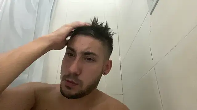 Snapshot of Heytincho chatting on 03.03.26 Heytincho online show from 03.03.26