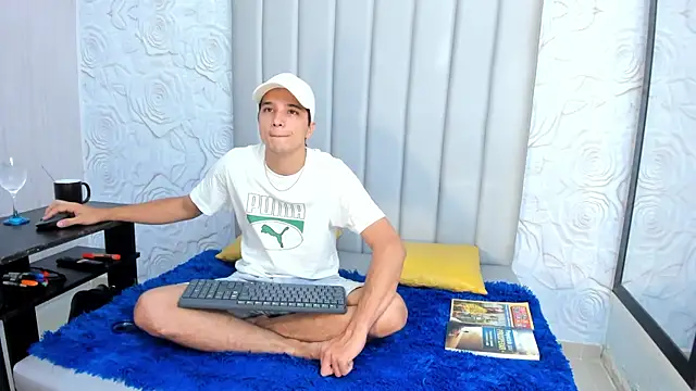 Snapshot of bad_boy_cum_ chatting on 02.18.26 bad boy cum online show from 02.18.26