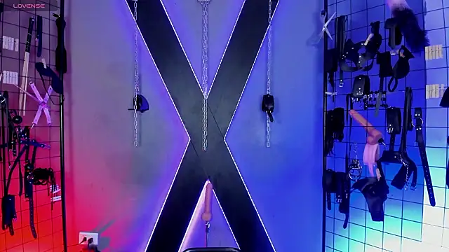 Snapshot of Victorya_Emily_BDSM chatting on 02.17.26 Victorya Emily BDSM online show from 02.17.26