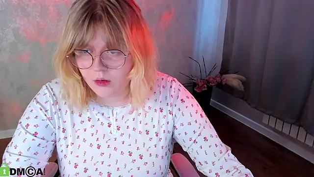 luna c0ra online show from 04.12.26