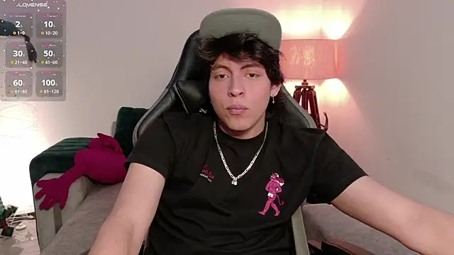 Snapshot of _-Lucky-_ chatting on 02.23.26 -Lucky- online show from 02.23.26