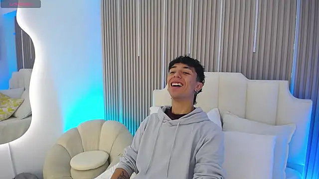 Aiden Rivers  online show from 03.10.26