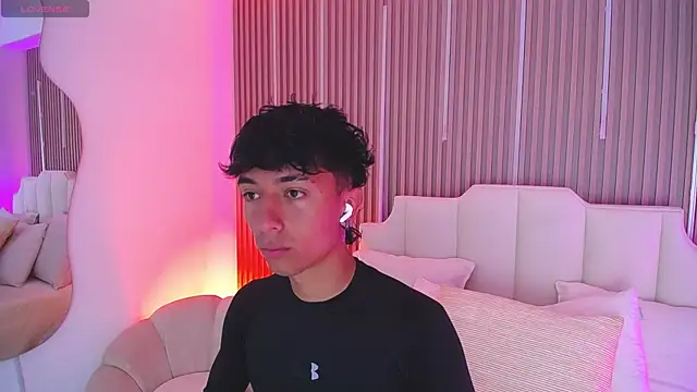 Aiden Rivers  online show from 03.26.26