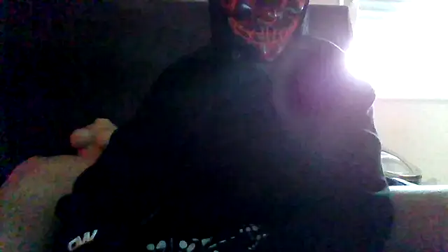 Snapshot of Blackklu chatting on 03.31.26 Blackklu online show from 03.31.26