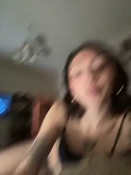 Snapshot of FrutillitaXX chatting on 02.26.26 FrutillitaXX online show from 02.26.26