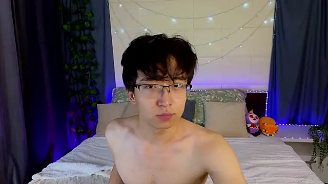 Snapshot of DianInav chatting on 02.24.26 DianInav online show from 02.24.26