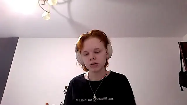 CurlaPettyBom online show from 02.28.26