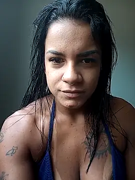 Snapshot of vallgata chatting on 02.18.26 vallgata online show from 02.18.26