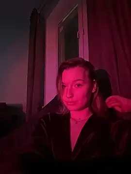 EmmaTurners online show from 02.26.26