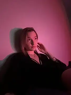 EmmaTurners online show from 03.06.26