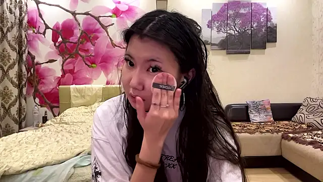 MaeRaads online show from 03.05.26