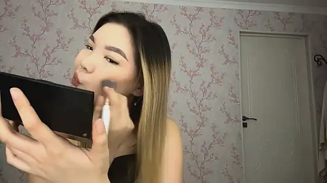 Elina Mottel online show from 03.02.26