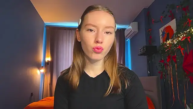 Anna Kare online show from 03.25.26