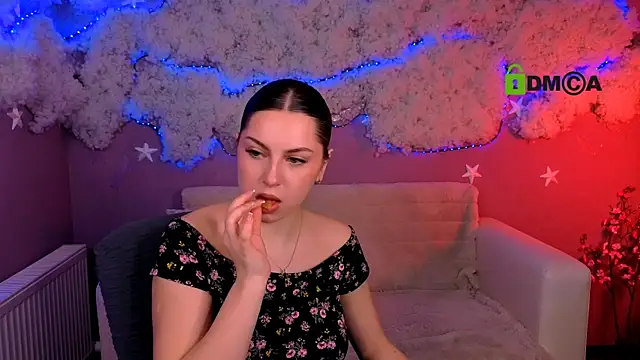 amalialowell online show from 03.18.26