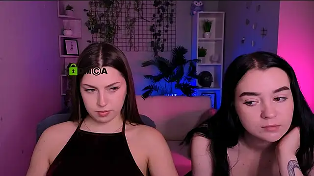 Snapshot of amalialowell chatting on 06.20.26 amalialowell online show from 06.20.26