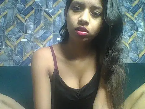 Snapshot of Rani1993 chatting on 02.20.26 Rani1993 online show from 02.20.26