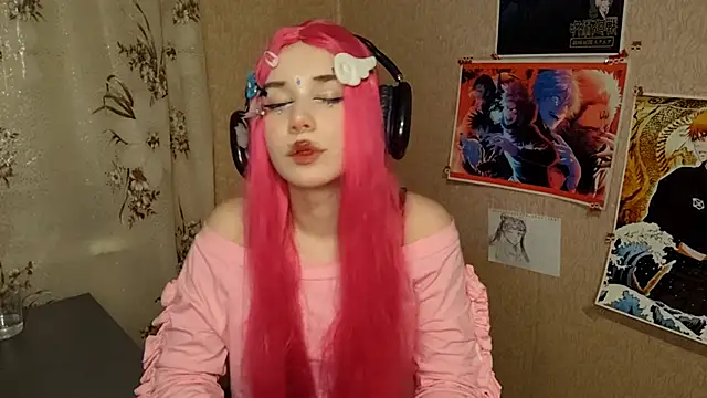 Snapshot of MilaTyan chatting on 02.22.26 MilaTyan online show from 02.22.26