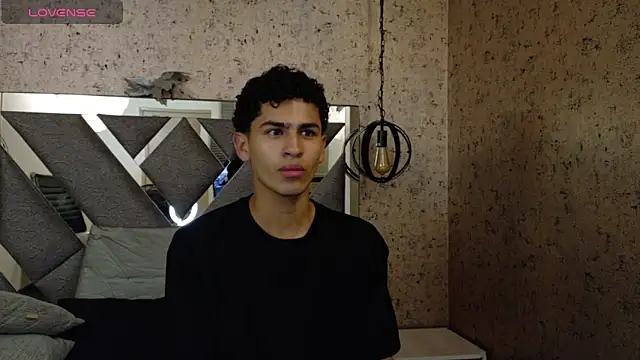 Snapshot of Dark_Sultan chatting on 02.26.26 Dark Sultan online show from 02.26.26