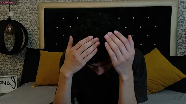 Snapshot of Dark_Sultan chatting on 02.27.26 Dark Sultan online show from 02.27.26