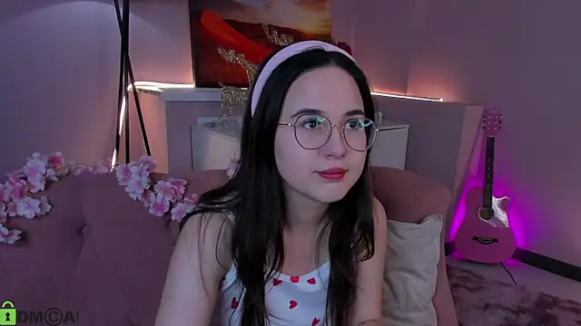 leylamirage online show from 02.25.26